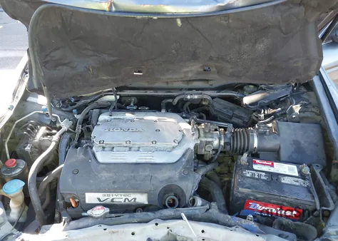 2010 Honda Accord 3.5 Ex-L from USA, damaged, VIN 1HGCP3F85AA022337